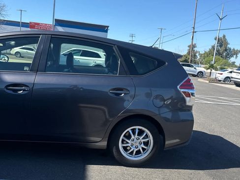 Used 2015 Toyota Prius V Four image 4