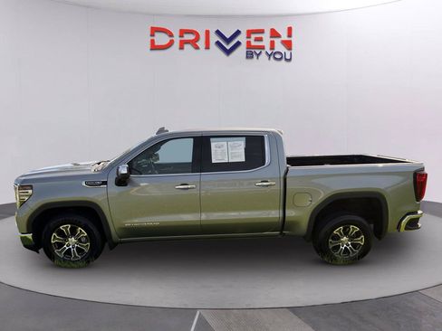 Used 2025 GMC Sierra 1500 SLT RWD image 7