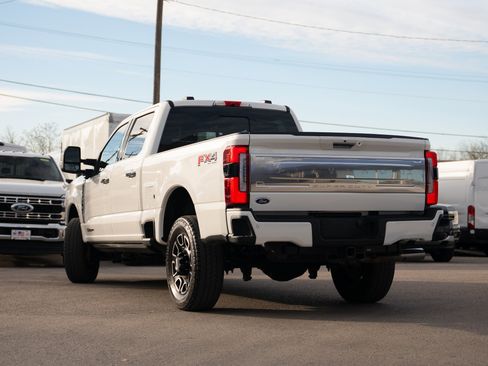 Used 2024 Ford F350 Platinum image 10