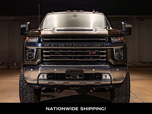Used 2022 Chevrolet Silverado 2500 LTZ w/ LTZ Plus Package AWD/4WD image 4