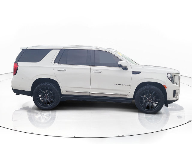 Used 2024 GMC Yukon Denali w/ Denali Reserve Package AWD/4WD image 4