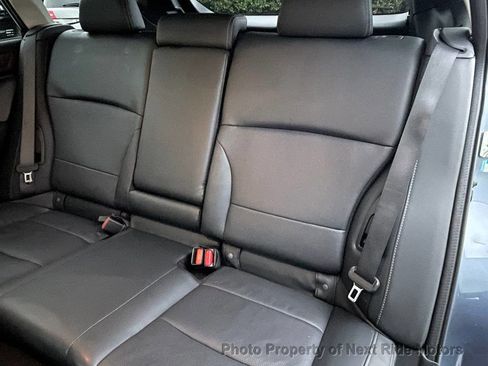 Used 2016 Subaru Outback 3.6R Limited image 13