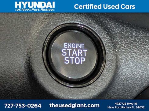 Certified 2023 Hyundai Venue Limited w/ Cargo Package image 31