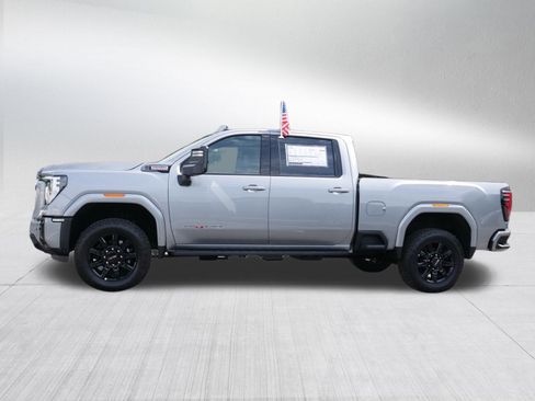 New 2025 GMC Sierra 2500 AT4 w/ AT4 Premium Plus Package image 7