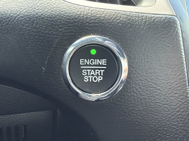 Used 2021 Ford Edge ST-Line FWD image 17