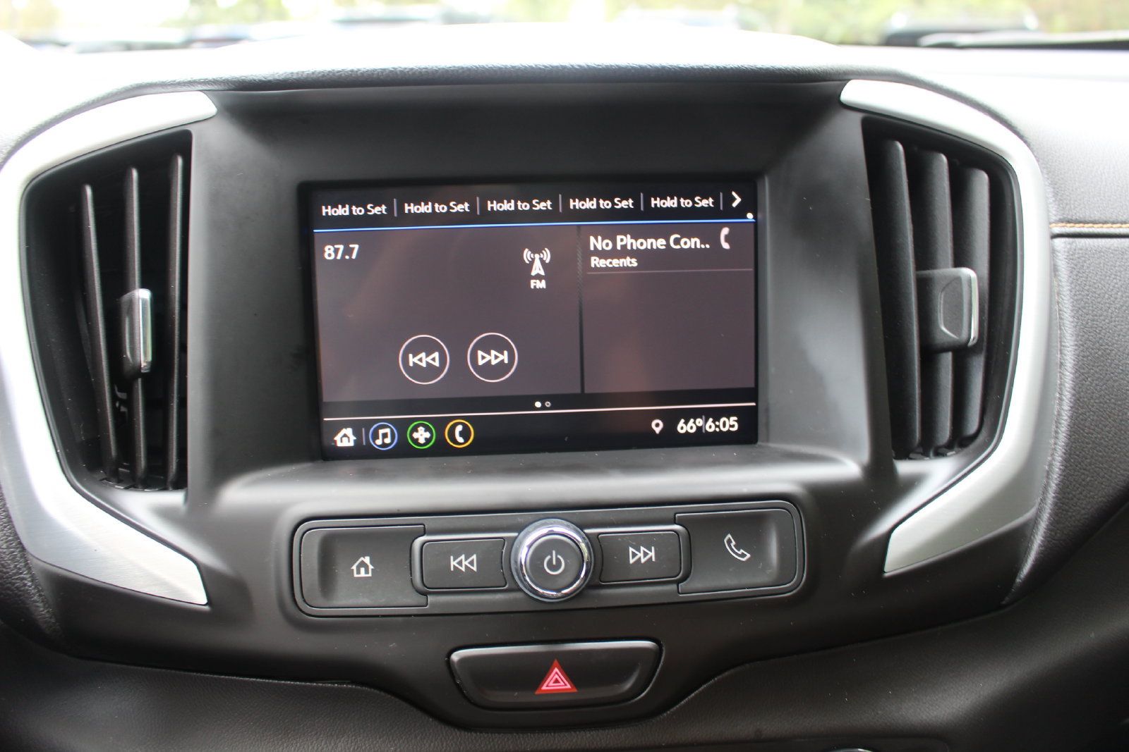 Used 2021 GMC Terrain SLE w/ Driver Convenience Package AWD/4WD image 29