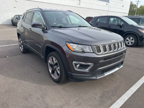 Used 2019 Jeep Compass Limited AWD/4WD image 3
