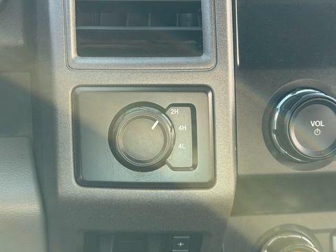Used 2019 Ford F450 XL w/ Power Equipment Group AWD/4WD image 23