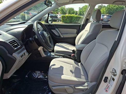 Used 2016 Subaru Forester 2.5i w/ Popular Package #1 AWD/4WD image 16