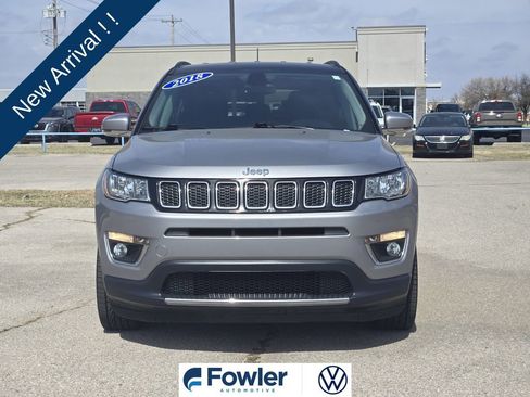 Used 2018 Jeep Compass Limited w/ Navigation Group image 2