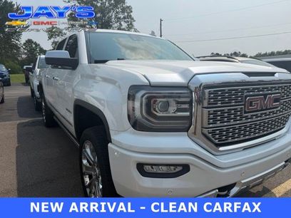 Used 2017 GMC Sierra 1500 Denali w/ Denali Ultimate Package