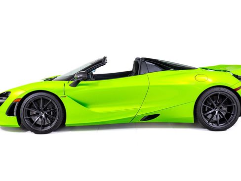 Used 2022 McLaren 720S Performance RWD image 2