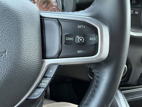 Used 2022 RAM 1500 Big Horn AWD/4WD image 23