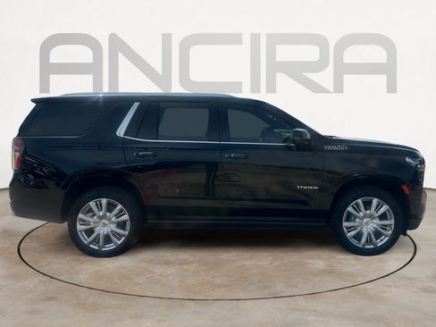 Used 2021 Chevrolet Tahoe High Country w/ Premium Package RWD image 11