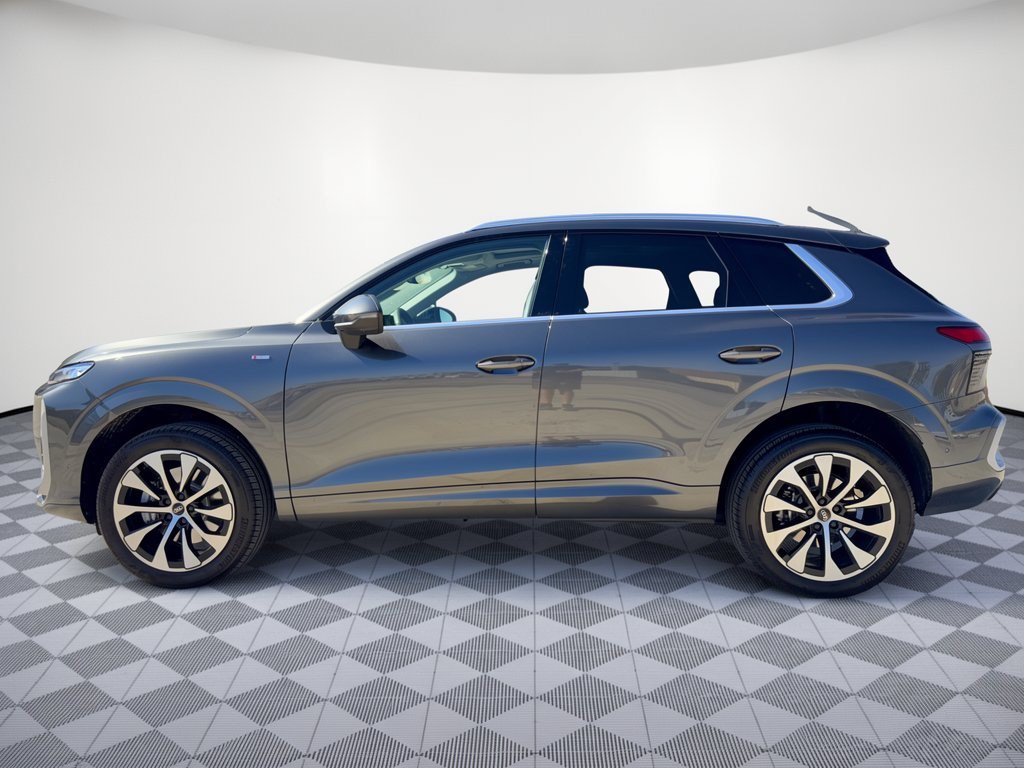 Used 2026 Audi Q3 quattro 2.0T AWD/4WD image 2