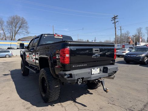 Used 2018 Chevrolet Silverado 2500 LTZ w/ Duramax Plus Package image 6