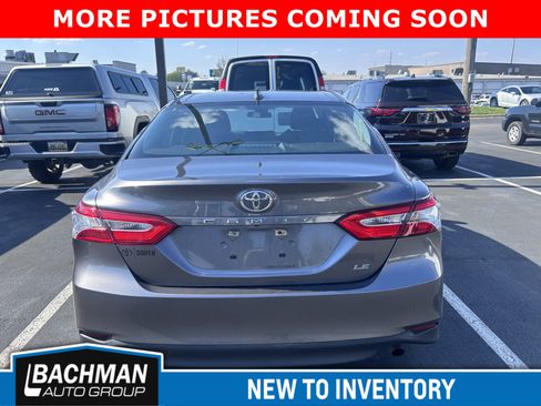 Used 2019 Toyota Camry LE image 6