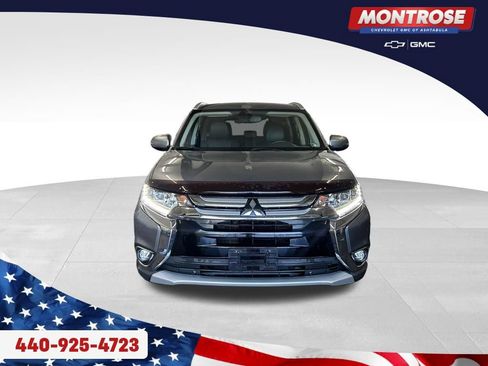 Used 2017 Mitsubishi Outlander GT AWD/4WD image 8