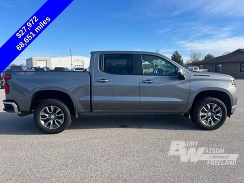 Used 2022 Chevrolet Silverado 1500 LT w/ Bed Protection Package image 7