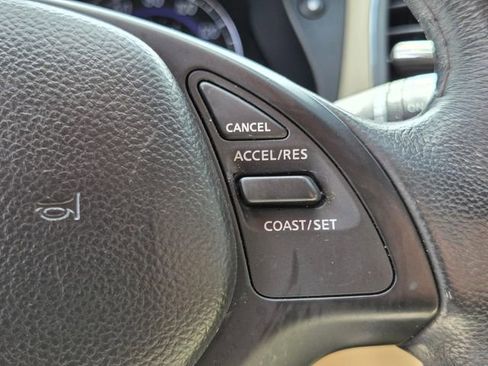 Used 2016 INFINITI QX50 2WD w/ Deluxe Touring Package image 33