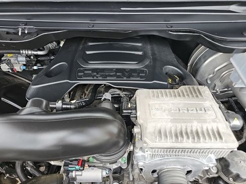 Certified 2022 RAM 1500 Big Horn AWD/4WD image 39