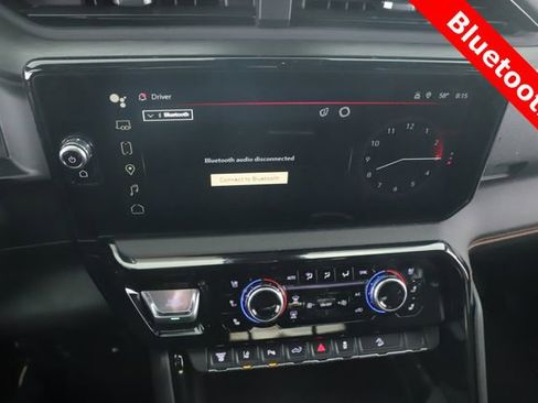 Used 2025 GMC Sierra 2500 AT4 w/ Technology Package image 25