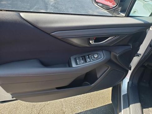 Used 2025 Subaru Outback Premium image 11