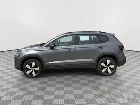 Used 2025 Volkswagen Taos S AWD/4WD image 4