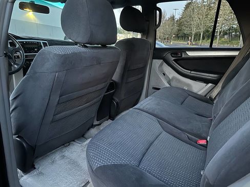 Used 2003 Toyota 4Runner SR5 image 9
