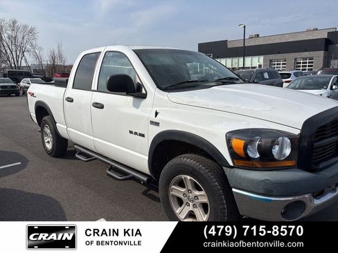 Used 2008 Dodge Ram 1500 Truck ST image 2