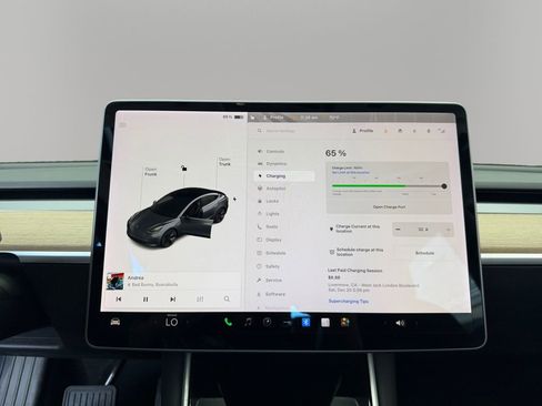 Used 2019 Tesla Model 3 Standard Range Plus image 19