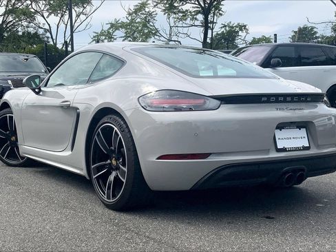 Used 2024 Porsche 718 Cayman RWD image 3