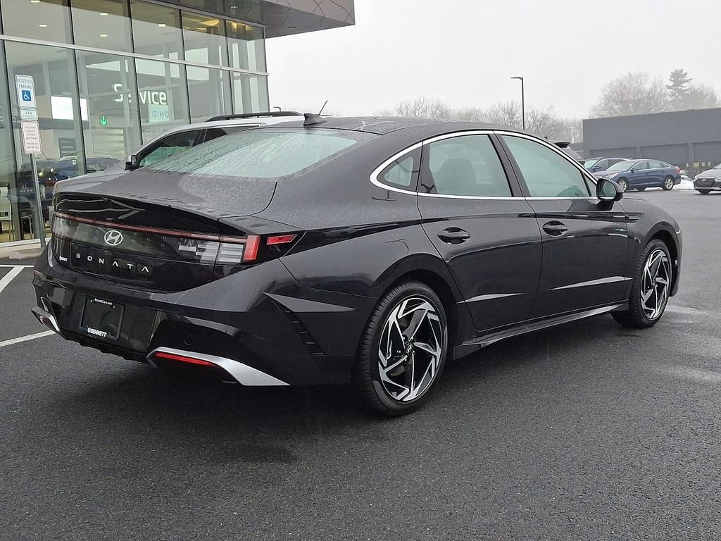 New 2026 Hyundai Sonata SEL FWD image 5