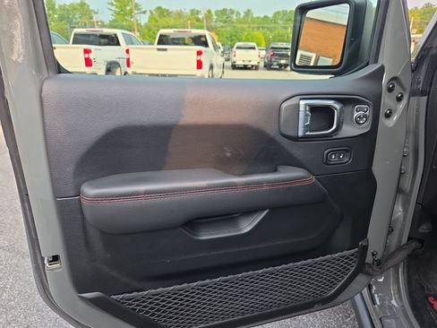 Used 2021 Jeep Wrangler Unlimited Rubicon AWD/4WD image 11