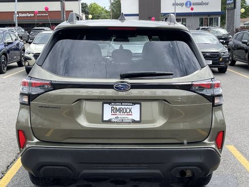 Used 2025 Subaru Forester Premium AWD/4WD image 6