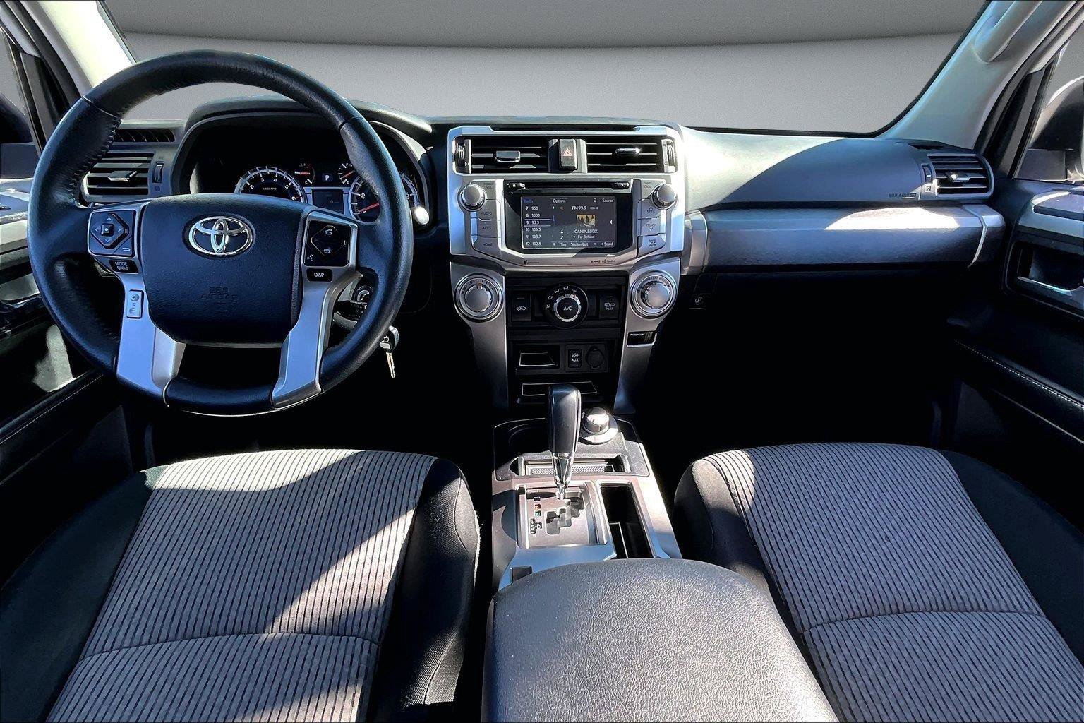 Used 2018 Toyota 4Runner SR5 AWD/4WD image 8