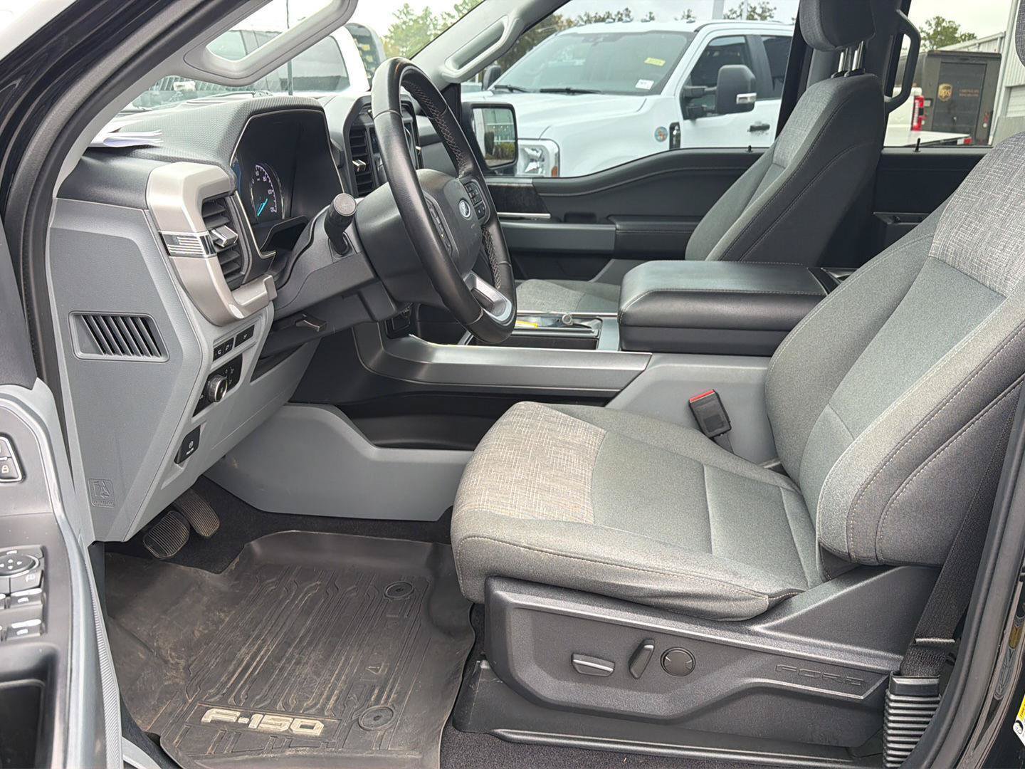 Used 2023 Ford F150 XLT w/ Equipment Group 302A High RWD image 10