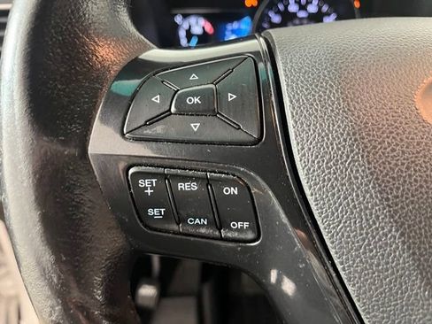 Used 2016 Ford Explorer XLT w/ Equipment Group 202A AWD/4WD image 16