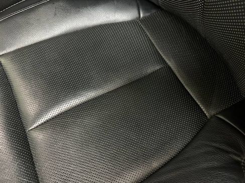 Used 2018 Ford F150 Lariat w/ Equipment Group 502A Luxury AWD/4WD image 9