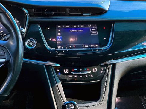 Used 2023 Cadillac XT6 Premium Luxury FWD image 7