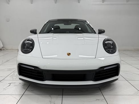 Certified 2023 Porsche 911 Carrera T image 9