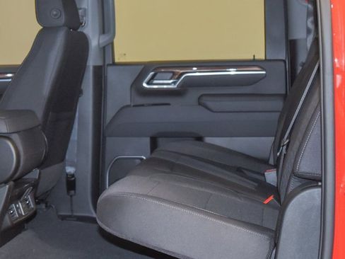 Used 2026 Chevrolet Silverado 2500 LT w/ All Star Edition image 4