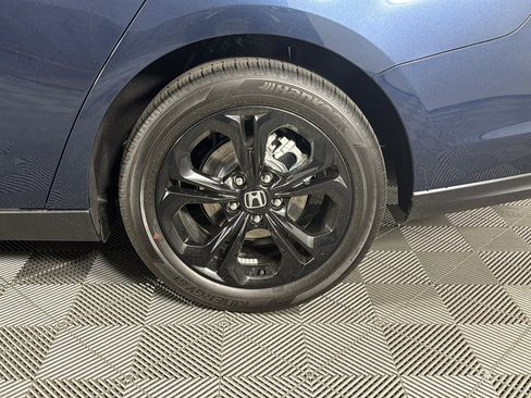 Used 2025 Honda Accord SE image 10