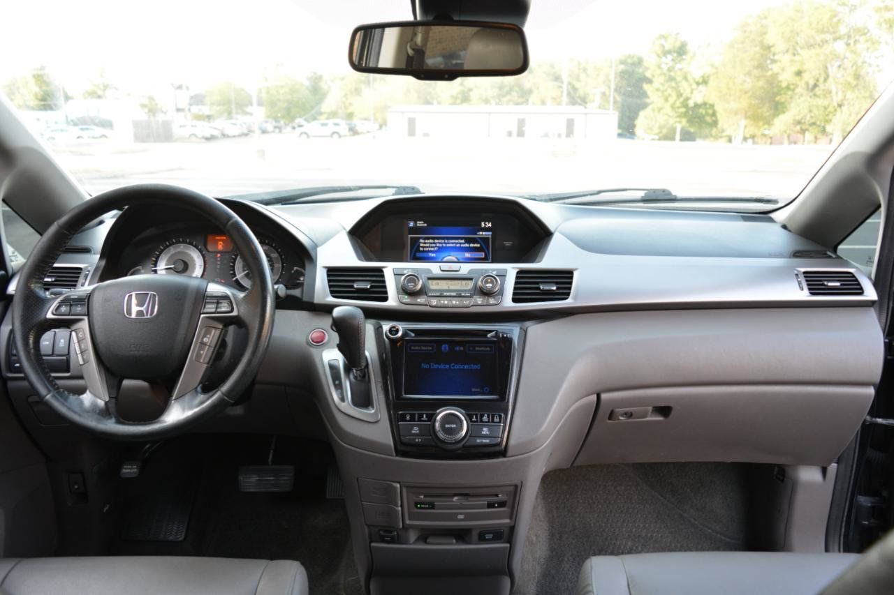 Used 2016 Honda Odyssey Touring image 19