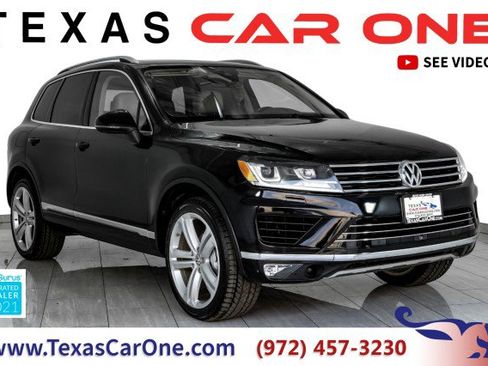 Used 2017 Volkswagen Touareg Executive AWD/4WD image 1