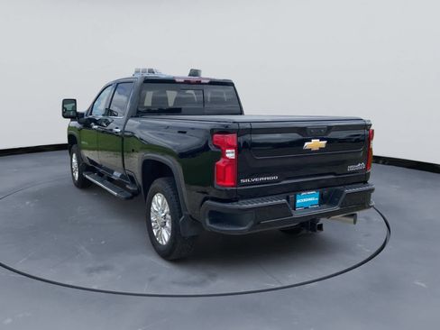 Used 2022 Chevrolet Silverado 2500 High Country AWD/4WD image 9