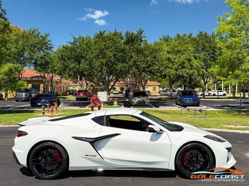 Used 2025 Chevrolet Corvette Z06 RWD image 71