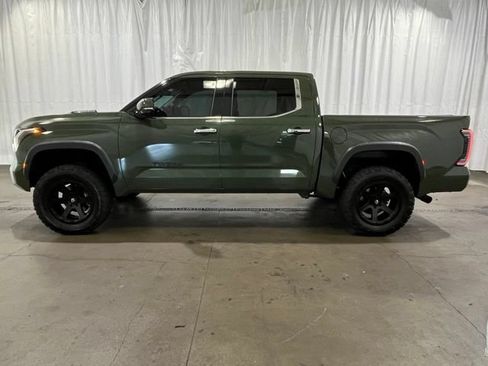 Used 2023 Toyota Tundra Limited AWD/4WD image 7