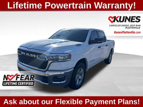 Used 2025 RAM 1500 Big Horn AWD/4WD image 4