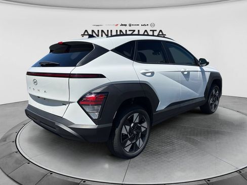 Used 2025 Hyundai Kona SEL AWD/4WD image 5